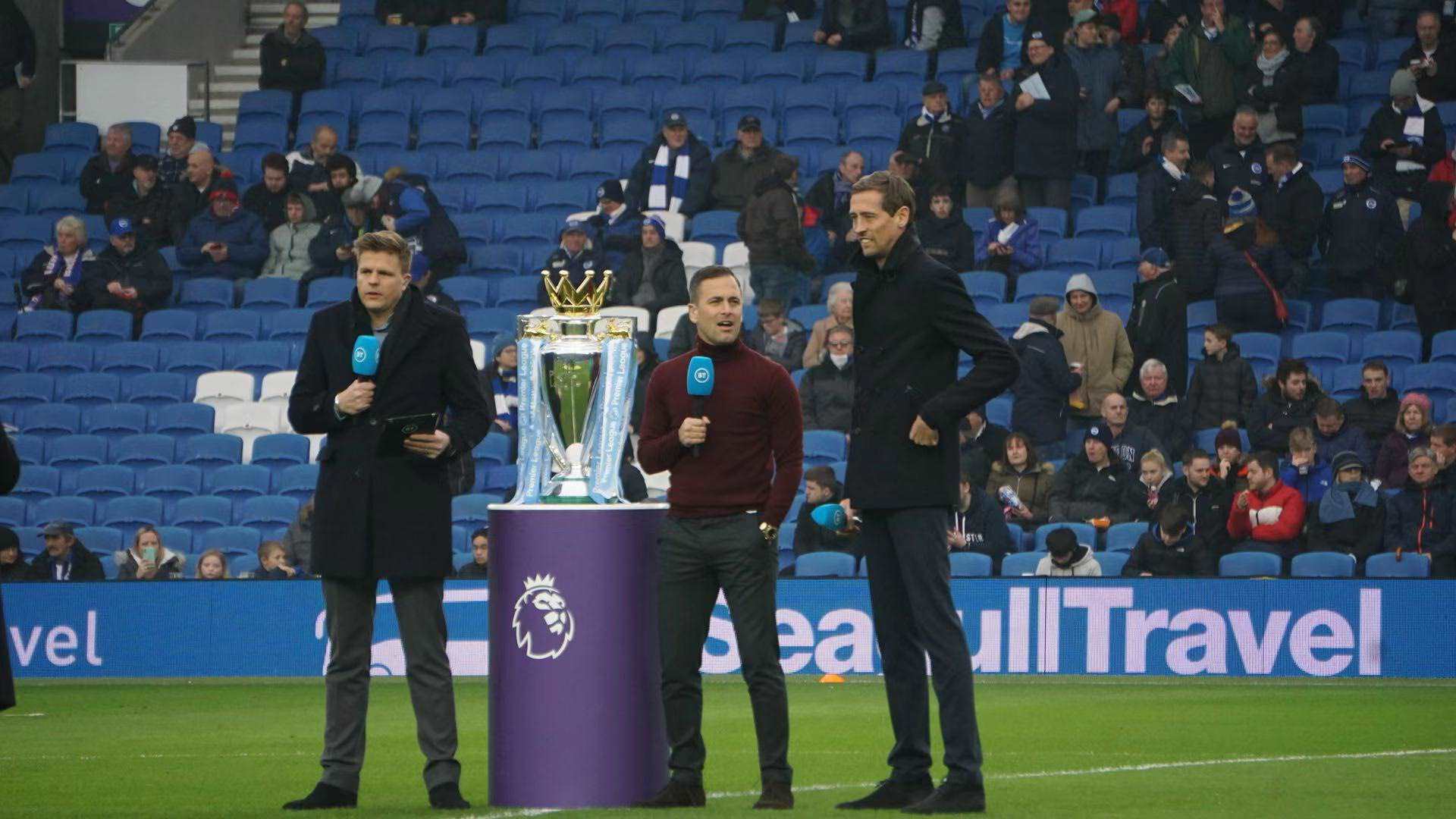 划和现实发 划和现实发